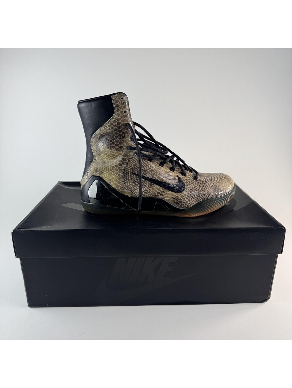 Nike Kobe IX High EXT QS Shoes Mens Size 9.5 Black Mamba Snake Print 716616-001